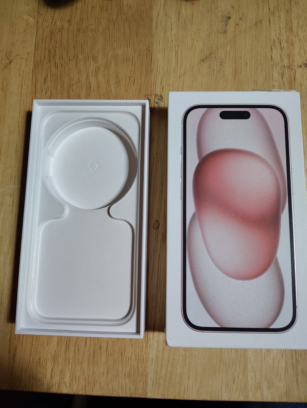 Apple iPhone 15 Pink 256GB A2846 - EMPTY BOX ONLY